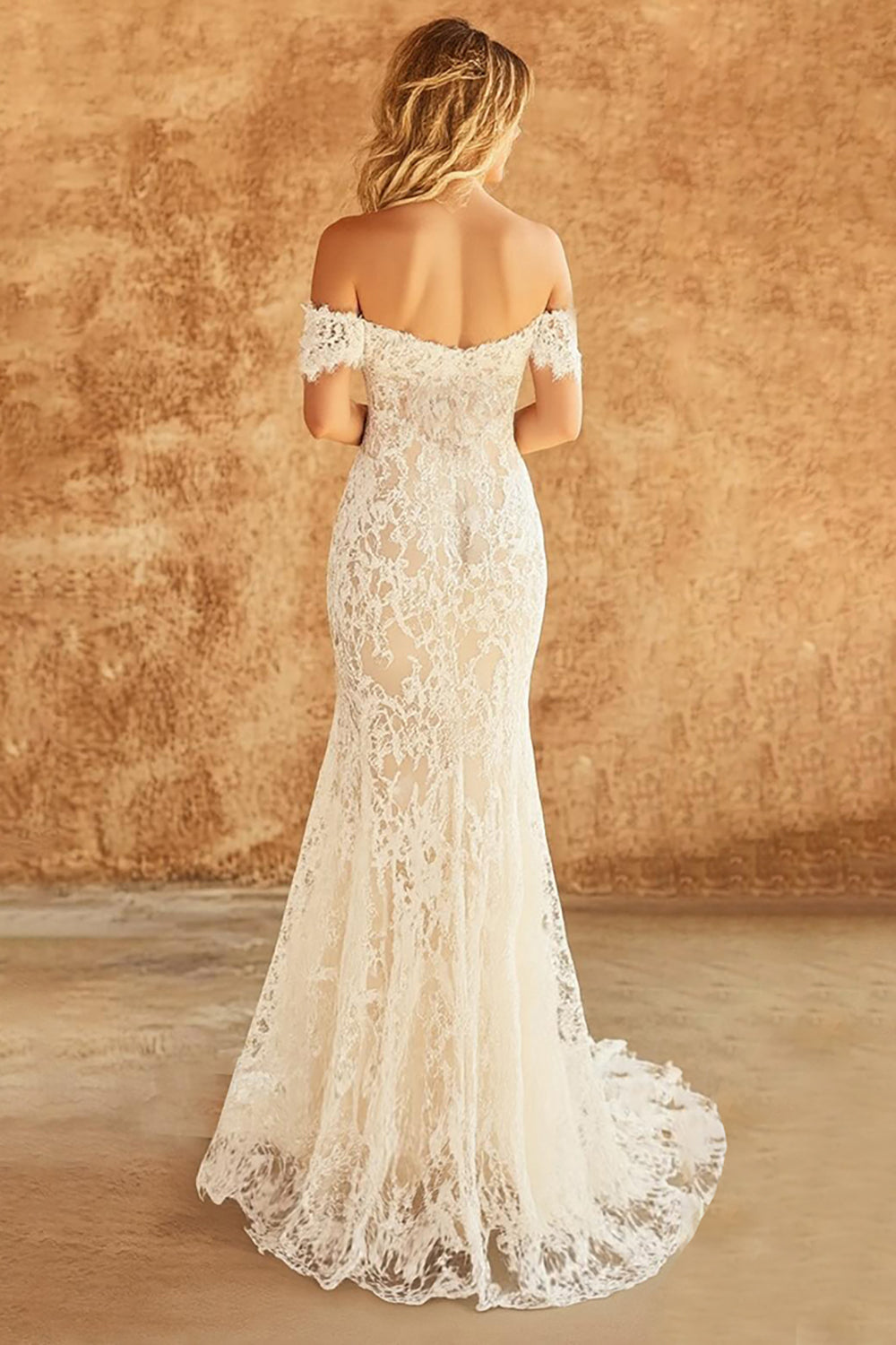 Vestido de novia largo de encaje con hombros descubiertos de sirena blanca