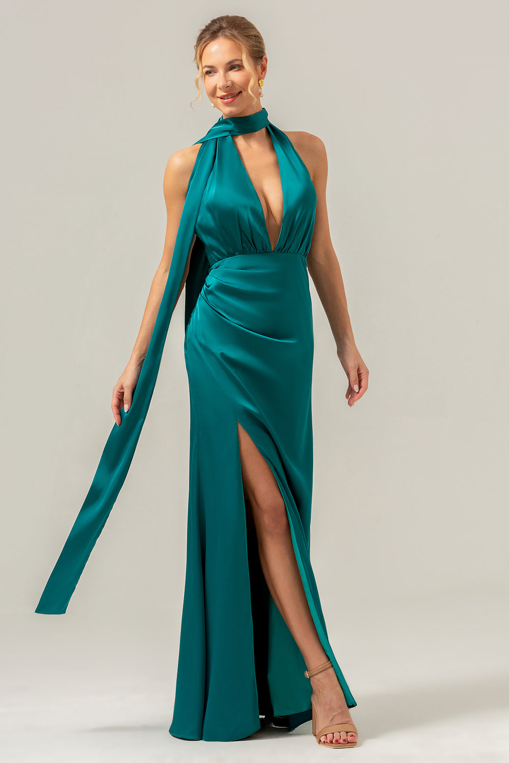 Vaina de pavo real Vestido de dama de honor largo sin espalda con espalda y abertura