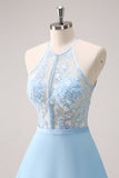 Vestido de dama de honor largo floral halter azul brillante con cordones en la espalda