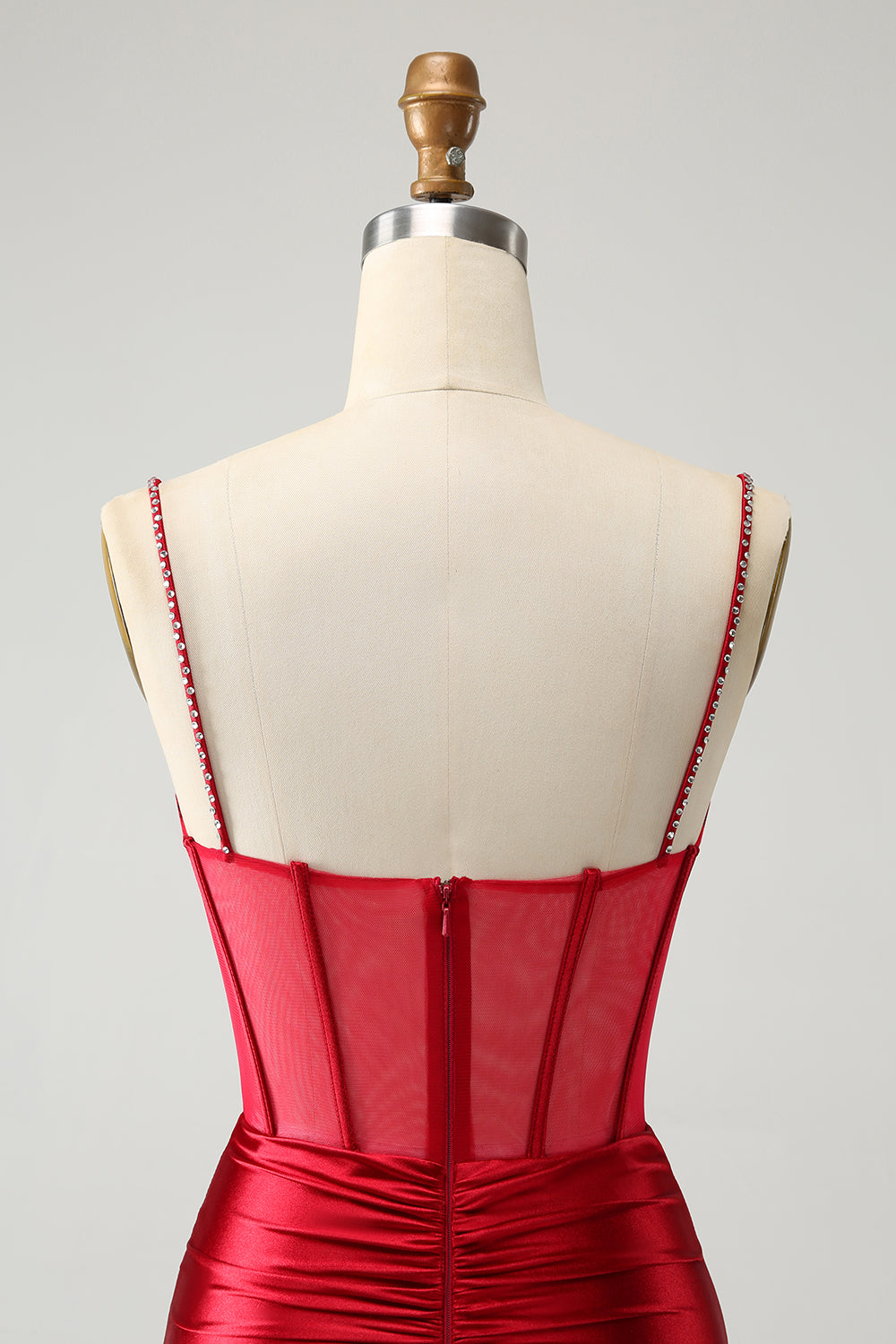 Vestido de cóctel de satén corto con corsé con cuentas y purpurina rojo oscuro