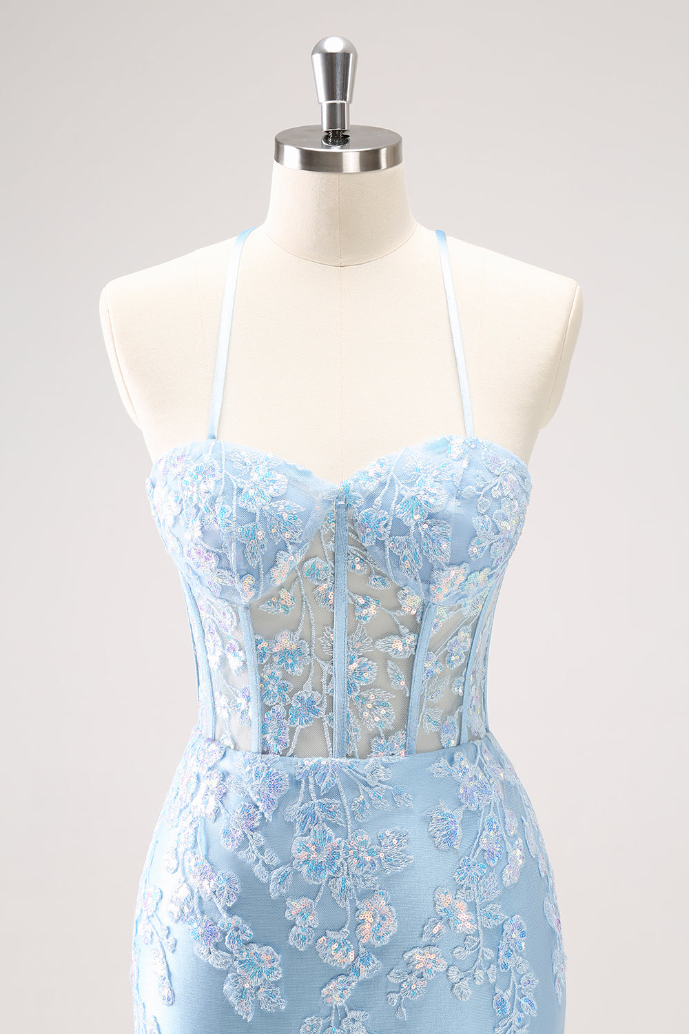 Vestido de fiesta corto ajustado con tirantes finos corsé apliques de lentejuelas y azul