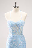 Vestido de fiesta corto ajustado con tirantes finos corsé apliques de lentejuelas y azul