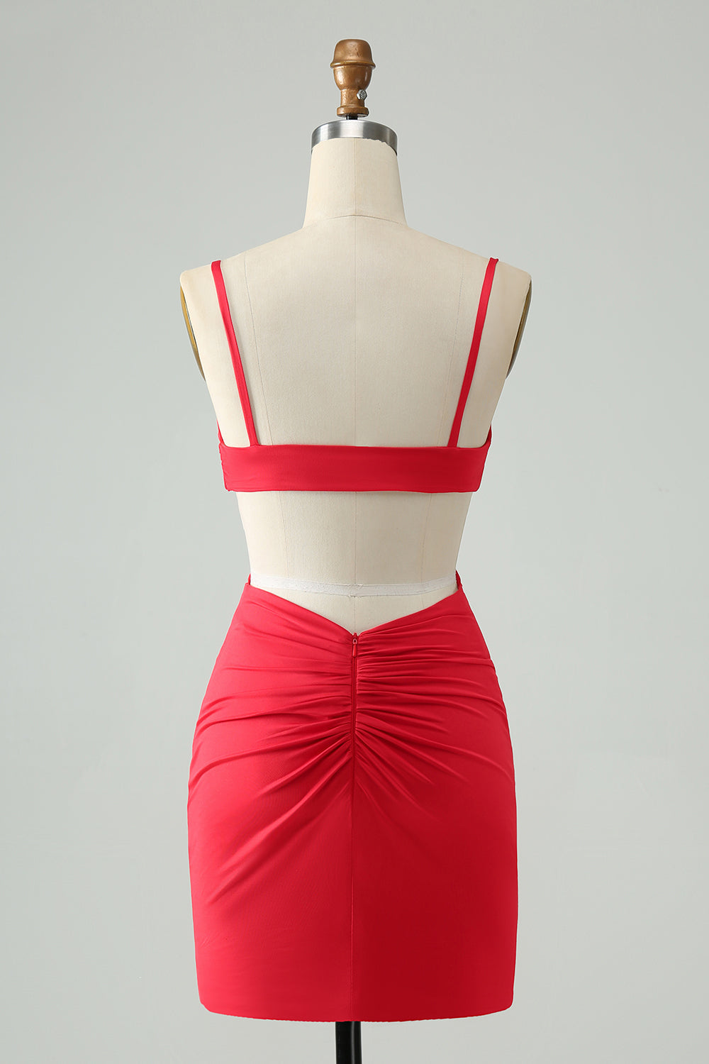 Vestido de cóctel corto con tirantes finos ajustados y ahuecados rojos