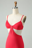 Vestido de cóctel corto con tirantes finos ajustados y ahuecados rojos
