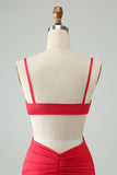Vestido de cóctel corto con tirantes finos ajustados y ahuecados rojos