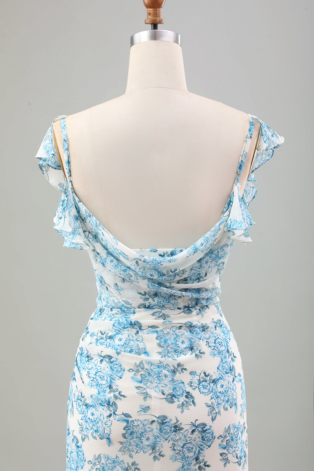 Vestido largo de invitada de boda de sirena de flor azul blanca con abertura