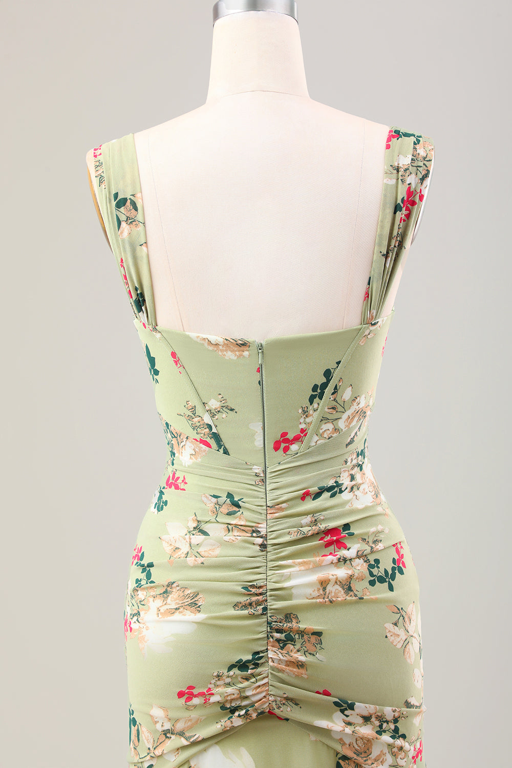 Vestido de invitada de boda con corsé de sirena de flor grande verde