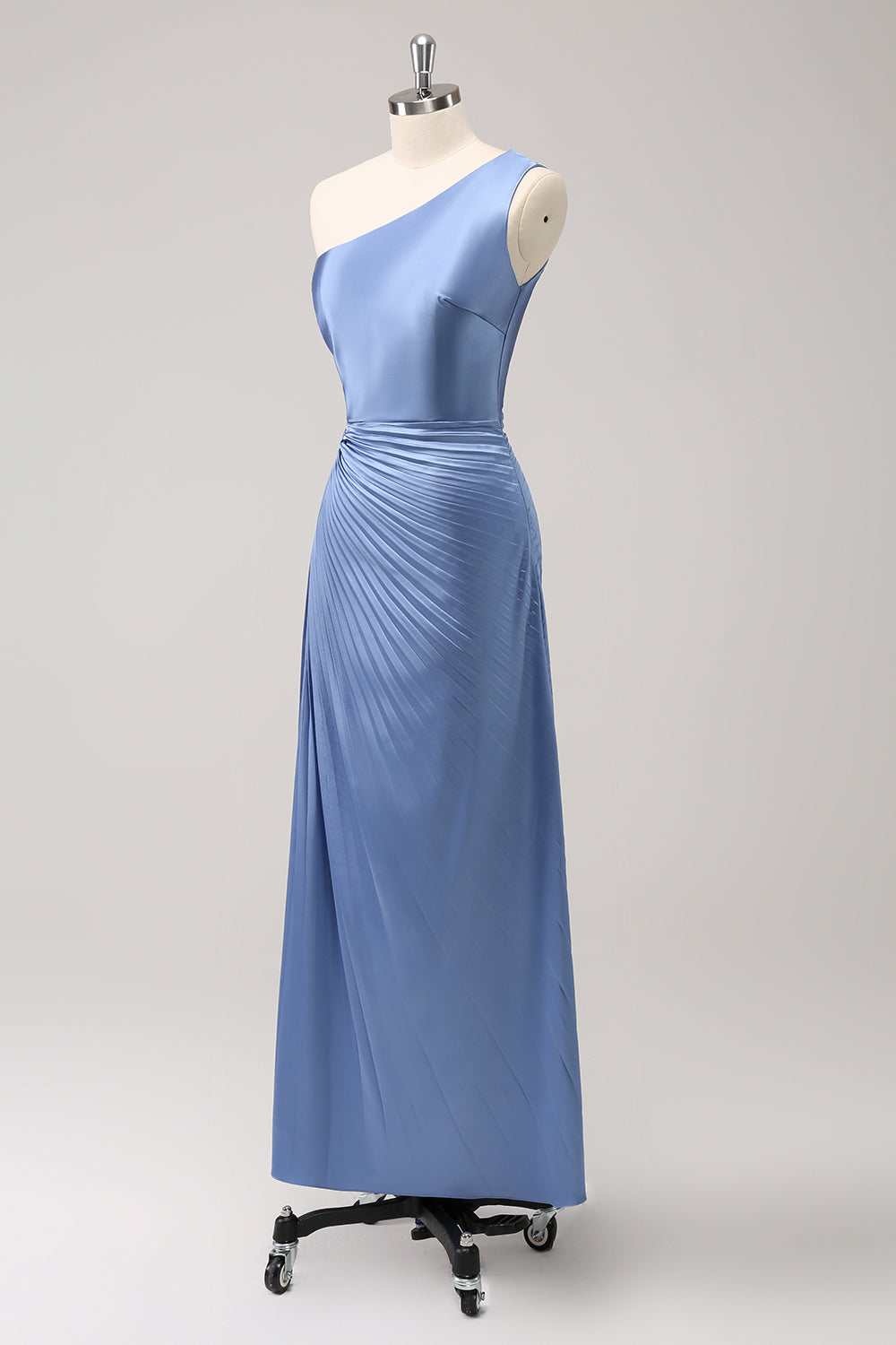 Vestido largo de dama de honor azul con ojo de cerradura de satén de un hombro