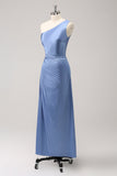Vestido largo de dama de honor azul con ojo de cerradura de satén de un hombro