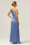 Vaina azul Vestido largo de dama de honor de satén con ojo de cerradura de un hombro