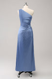 Vestido largo de dama de honor azul con ojo de cerradura de satén de un hombro