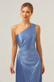 Vaina azul Vestido largo de dama de honor de satén con ojo de cerradura de un hombro