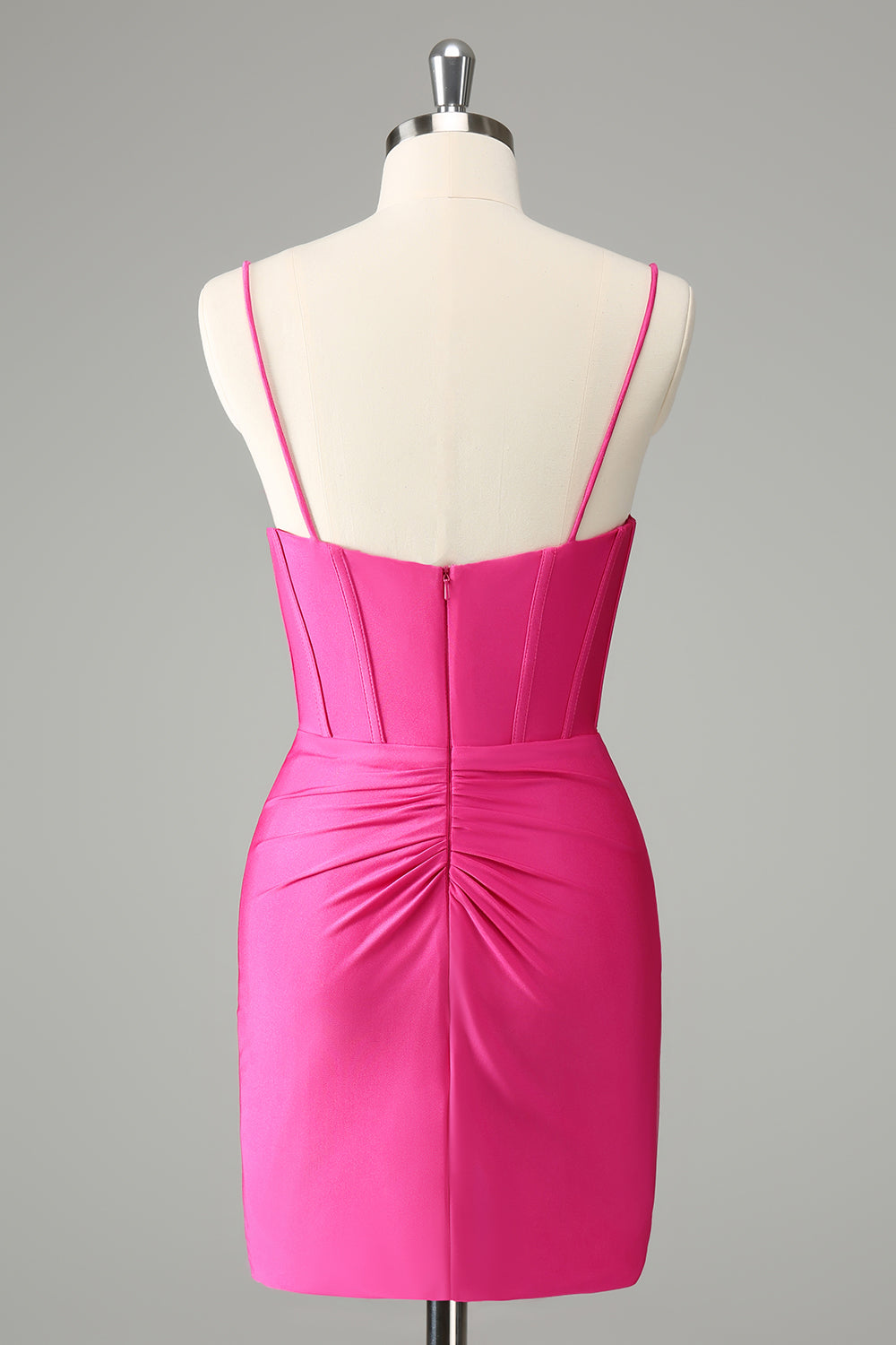 Vestido de cóctel de satén con tirantes finos fucsia