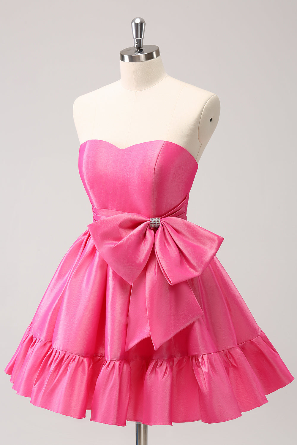 Vestido de fiesta corto fucsia con volantes sin tirantes y corte A con lazo