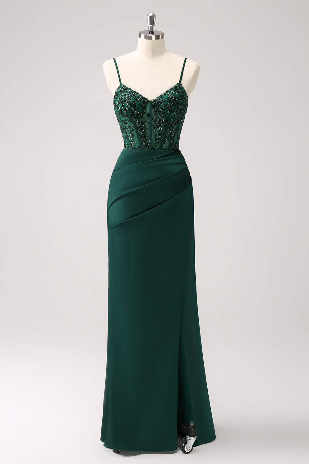 Vestido de dama de honor largo de satén con correas de espagueti de sirena verde oscuro con abertura