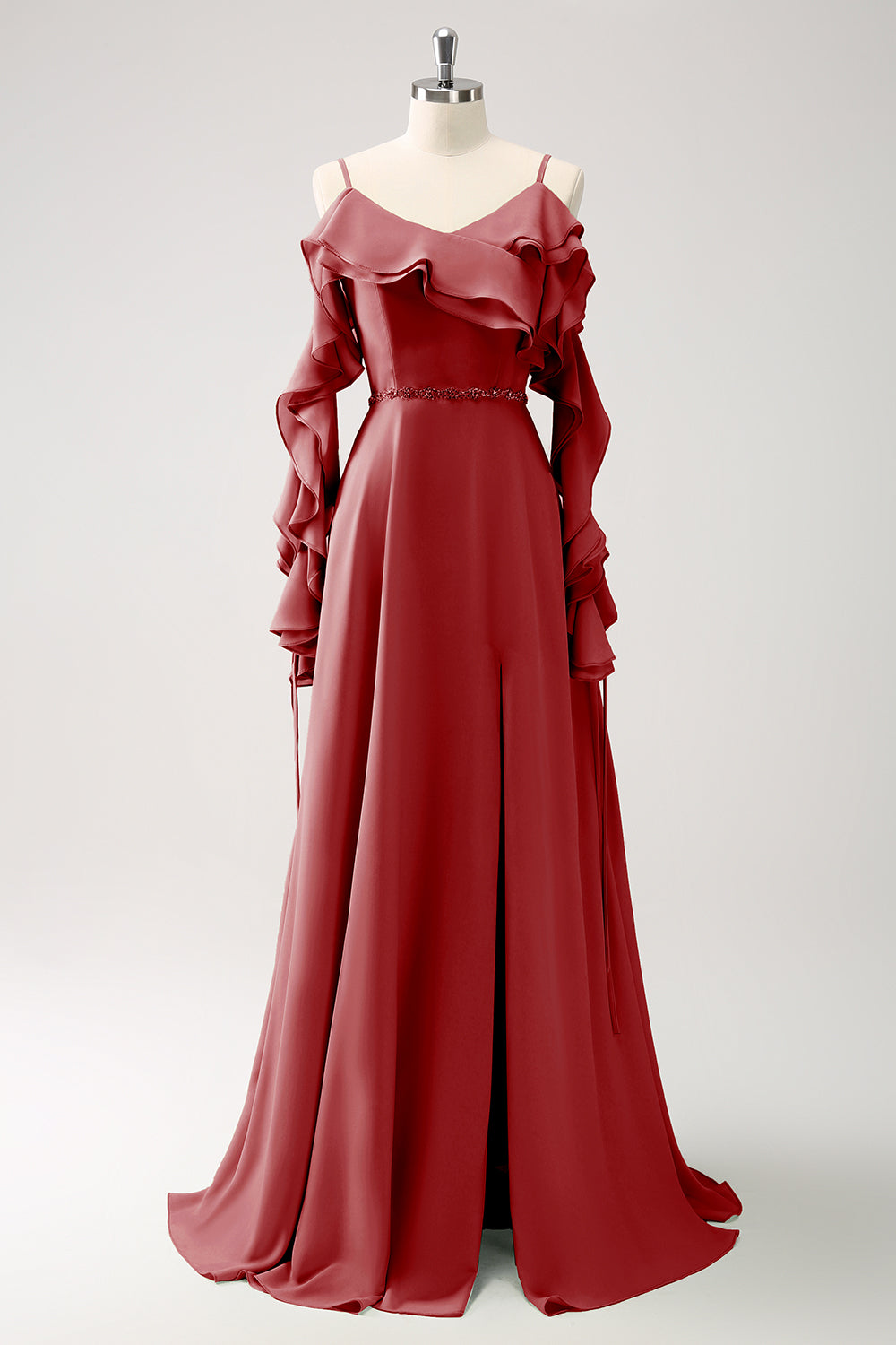 Vestido largo de dama de honor de gasa de línea A con hombros fríos verde claro con volantes