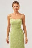Vestido de dama de honor bordado con tirantes de espagueti de sirena verde con encaje en la espalda