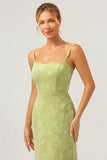 Vestido de dama de honor bordado con tirantes de espagueti de sirena verde con encaje en la espalda