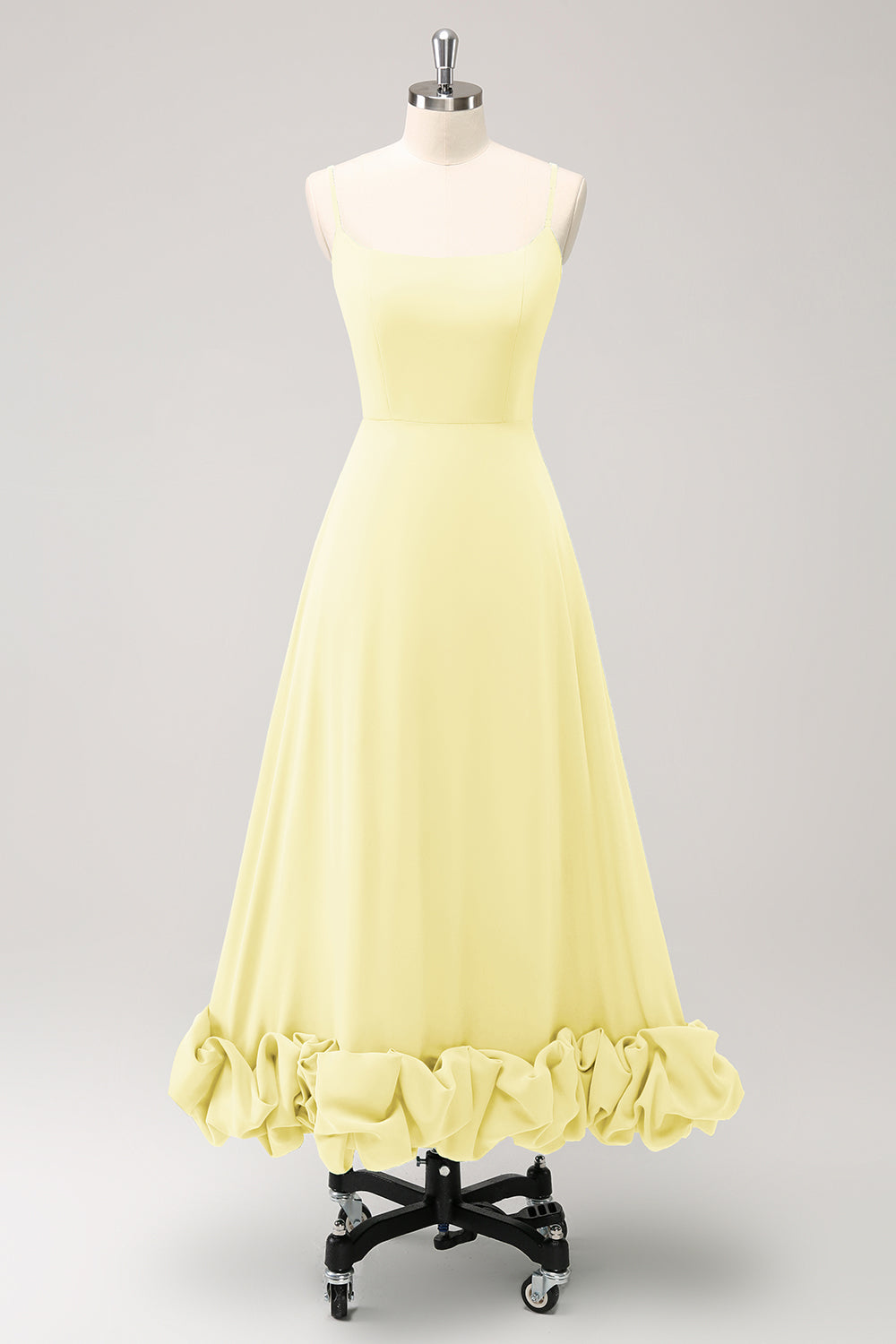 Elegante vestido de dama de honor verde con tirantes finos de una línea