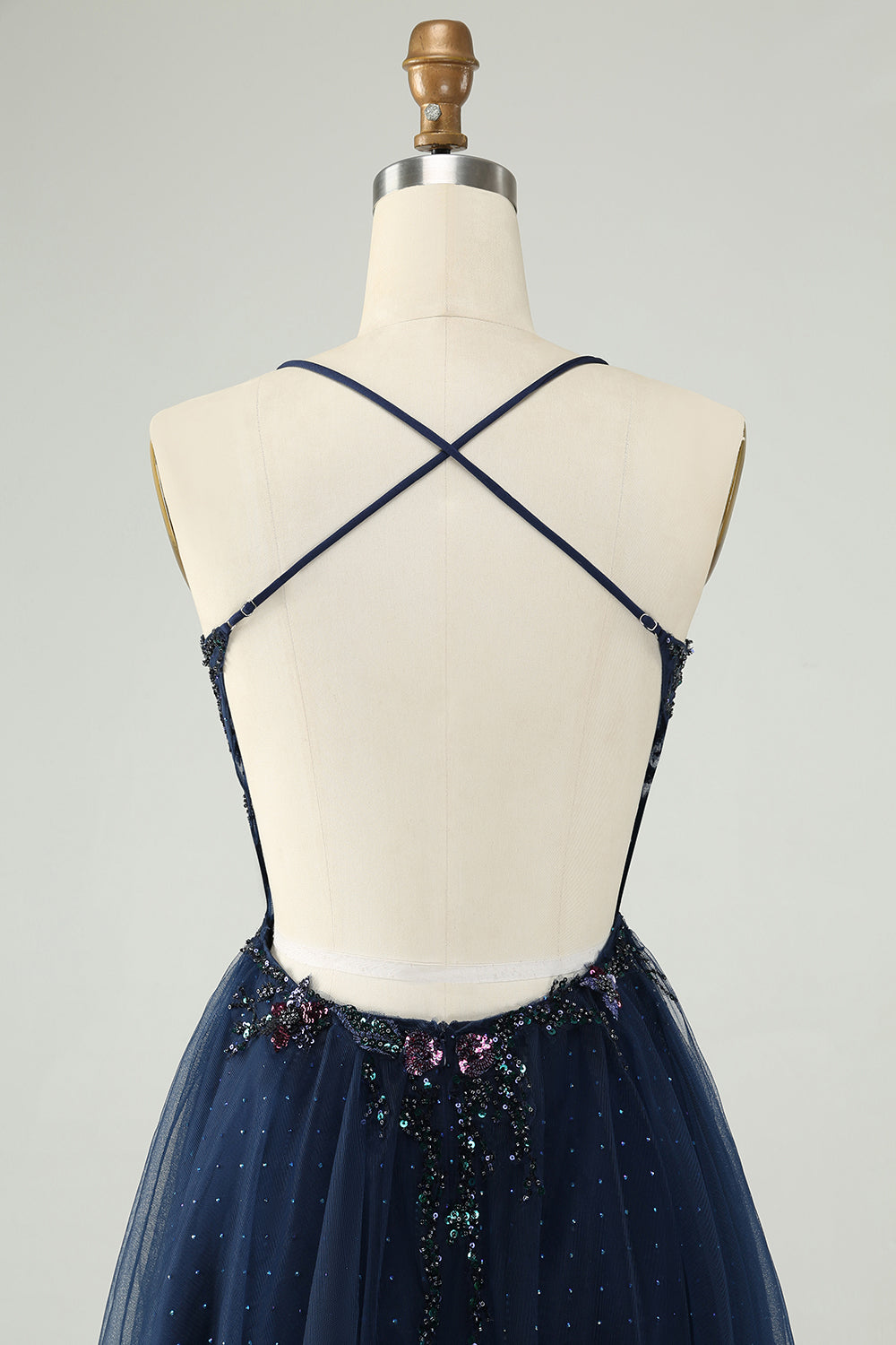 Vestido de cóctel de tul con lentejuelas azul marino brillante