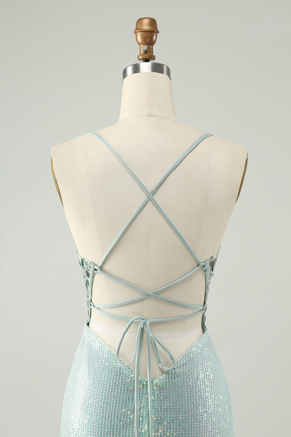Vestido de cóctel ajustado con cuello en V y lentejuelas con purpurina verde polvoriento