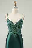 Vestido de cóctel corto ajustado con cuello en V y lentejuelas con purpurina verde oscuro