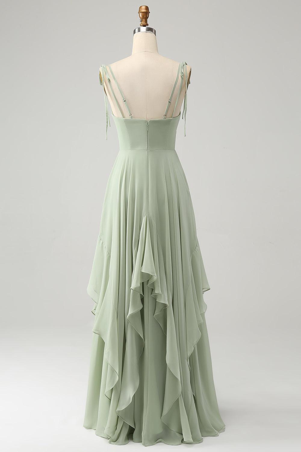 Vestido de dama de honor de gasa con tirantes de espagueti de línea A de matcha con volantes