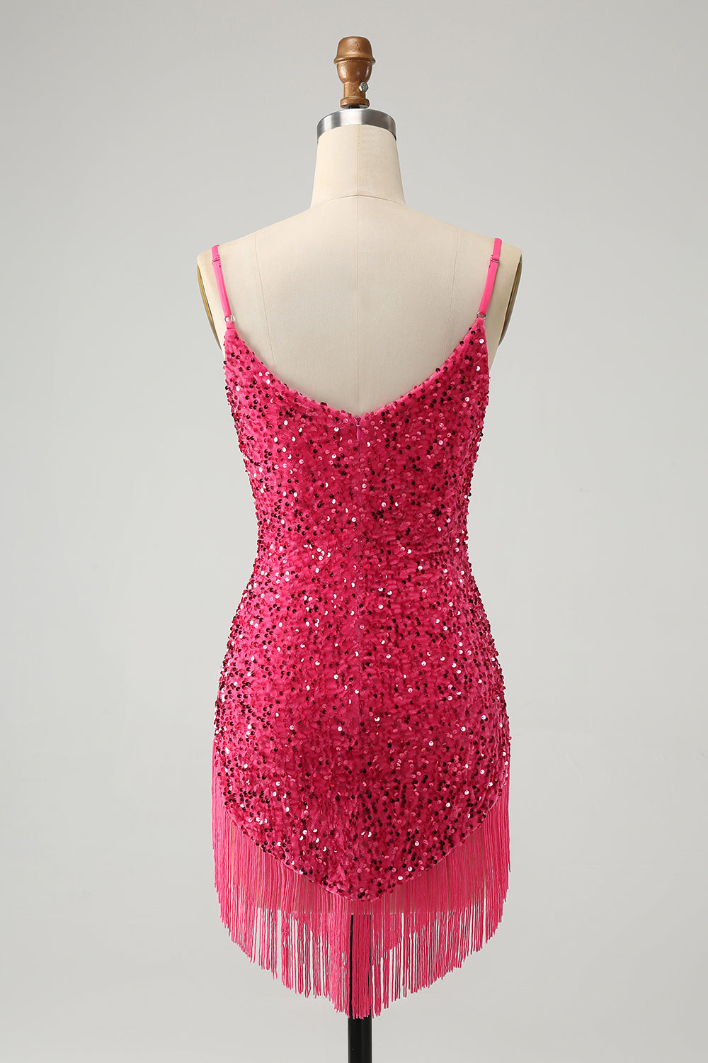 Vestido cóctel corto tirantes finos lentejuelas fucsia con borlas