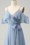 Vestido de dama de honor de gasa con cuello en V con tirantes de espagueti azul grisáceo con abertura