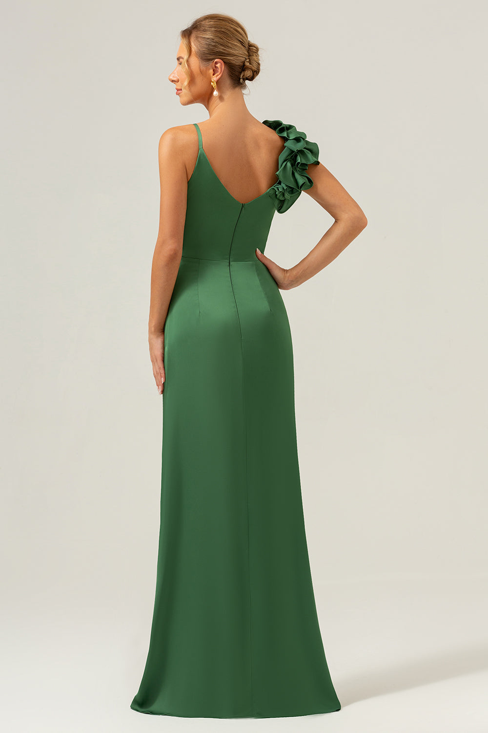 Vaina verde oliva vestido largo largo de satén plisado con abertura