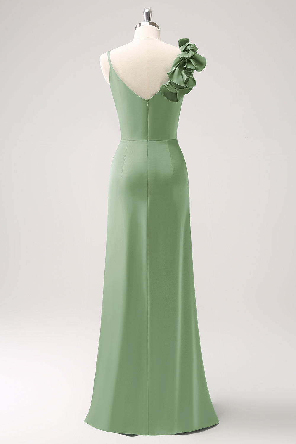 Vestido de dama de honor plisado de satén verde oliva con abertura