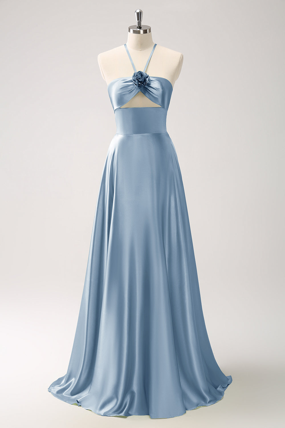 Vestido de dama de honor de satén halter hueco verde claro con flor