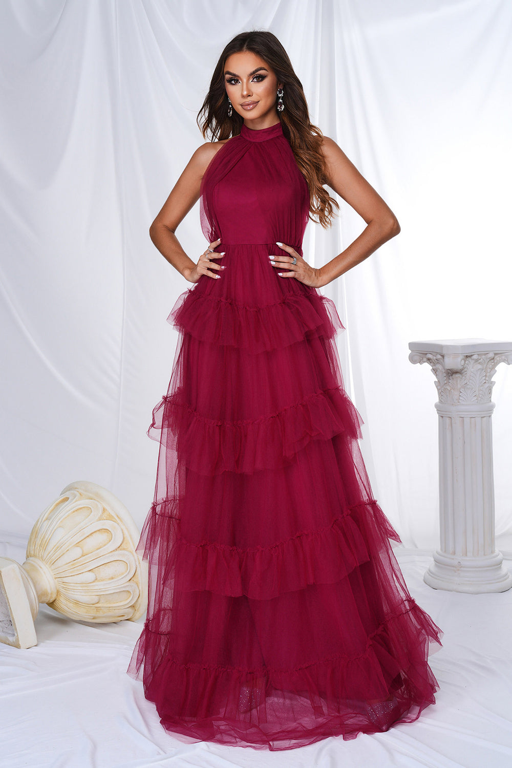 Vestido de fiesta largo de tul escalonado halter burdeos A Line