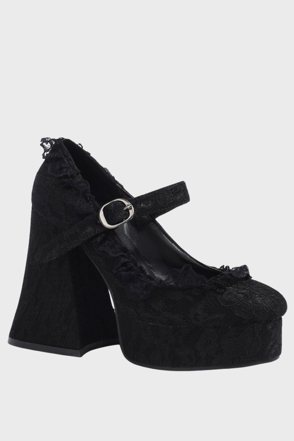 Zapatos negros de tacón cuadrado con plataforma y punta cerrada