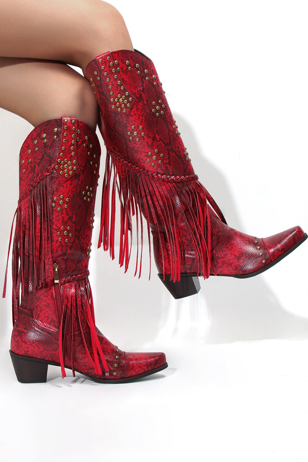 Botas Hell gruesas con flecos negros con pedrería y puntera para mujer