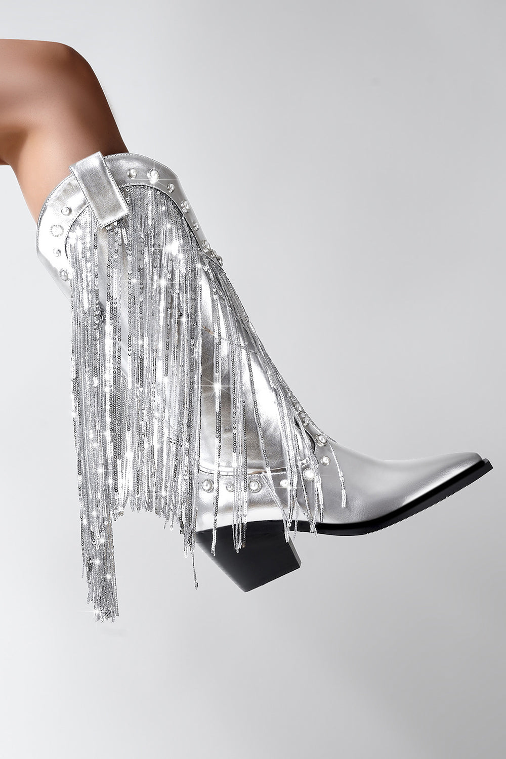 Botas vaqueras con punta puntiaguda con borla plateada brillante y borla