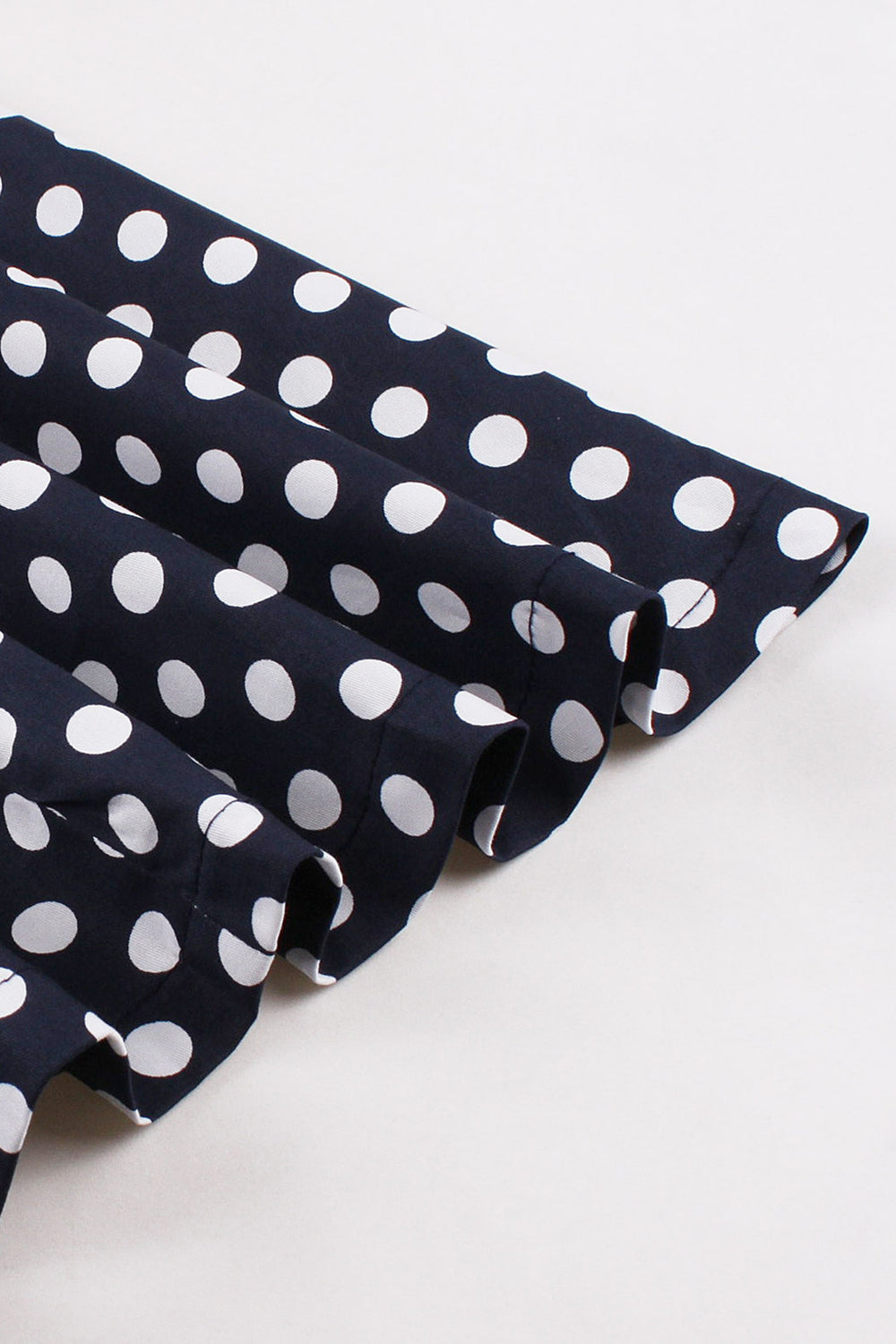 Vestido Pinup de lunares rosa negro de la década de 1950