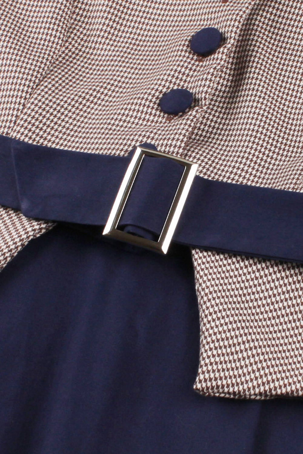 Vestido de manga larga con cinturón azul marino de la década de 1950