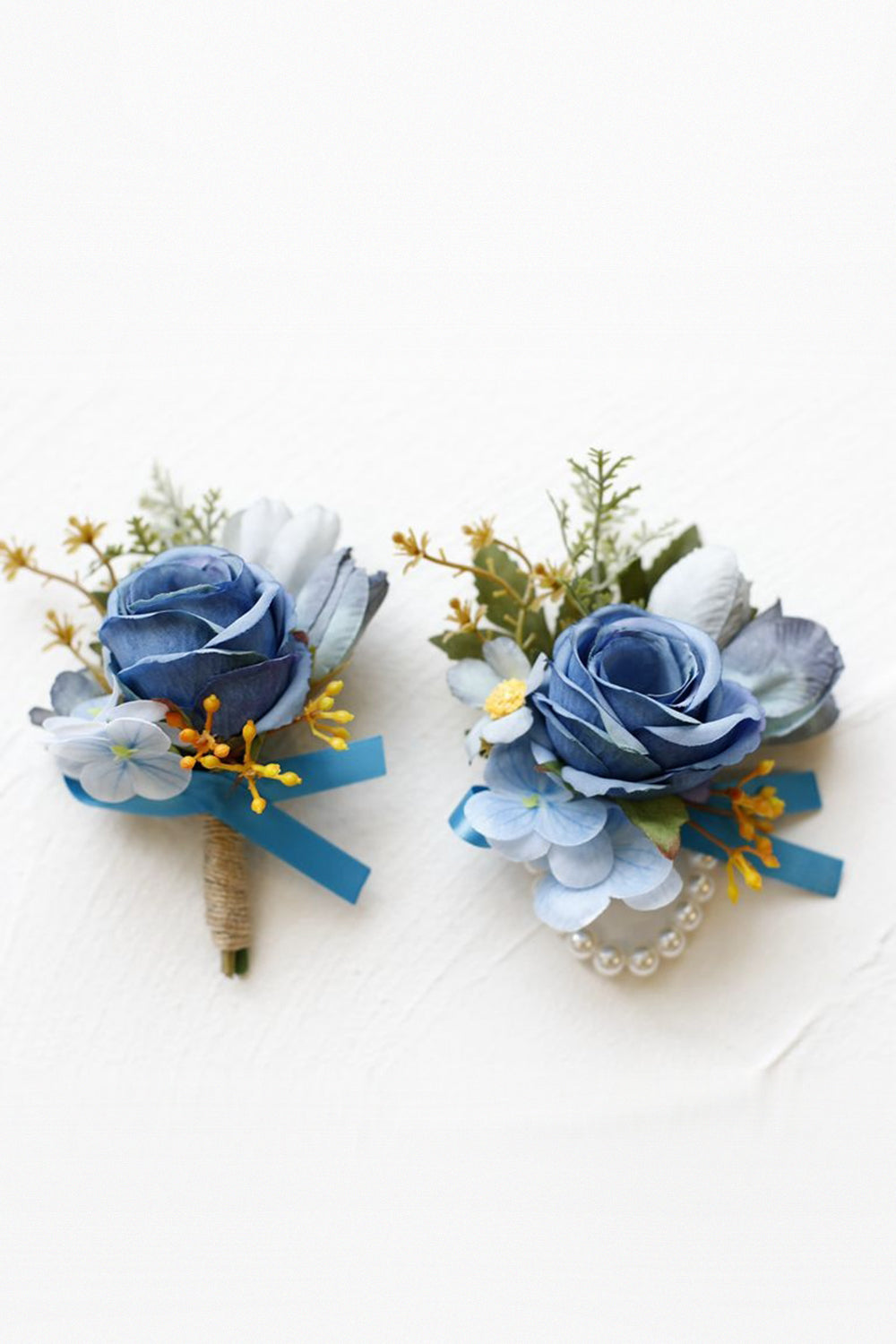 Ramillete de muñeca de fiesta de albaricoque y boutonniere para hombre para boda