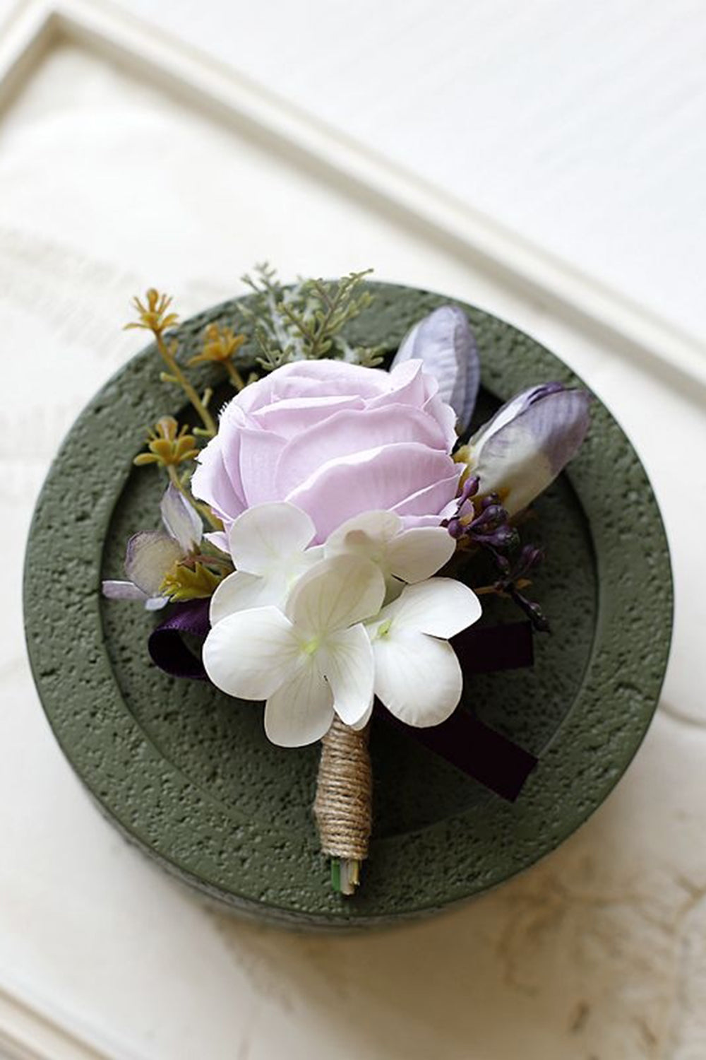 Ramillete de muñeca de fiesta de albaricoque y boutonniere para hombre para boda