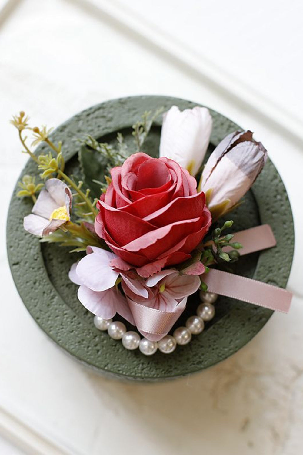 Ramillete de muñeca de fiesta de albaricoque y boutonniere para hombre para boda