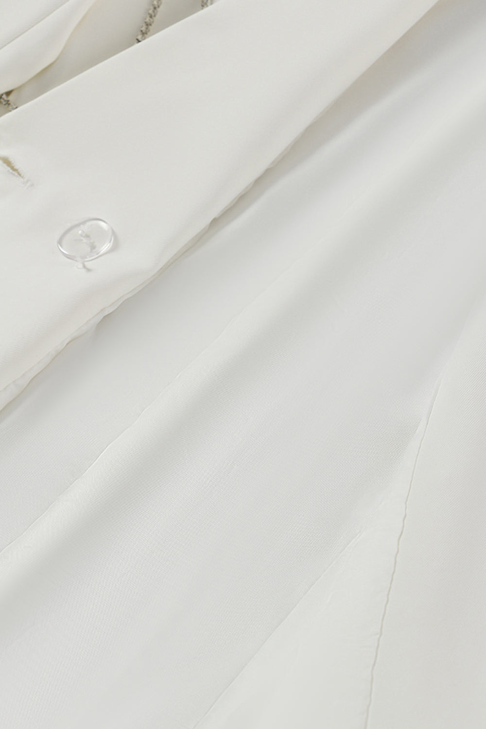 Blazer de mujer con solapa de pico negro y abalorios