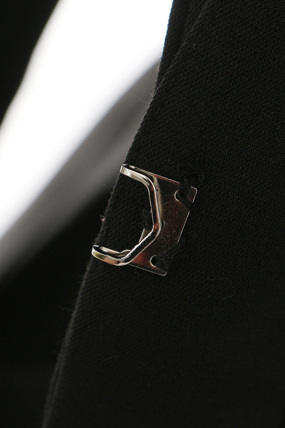 Blazer sin cuello negro Slim Fit Cut-out para mujer