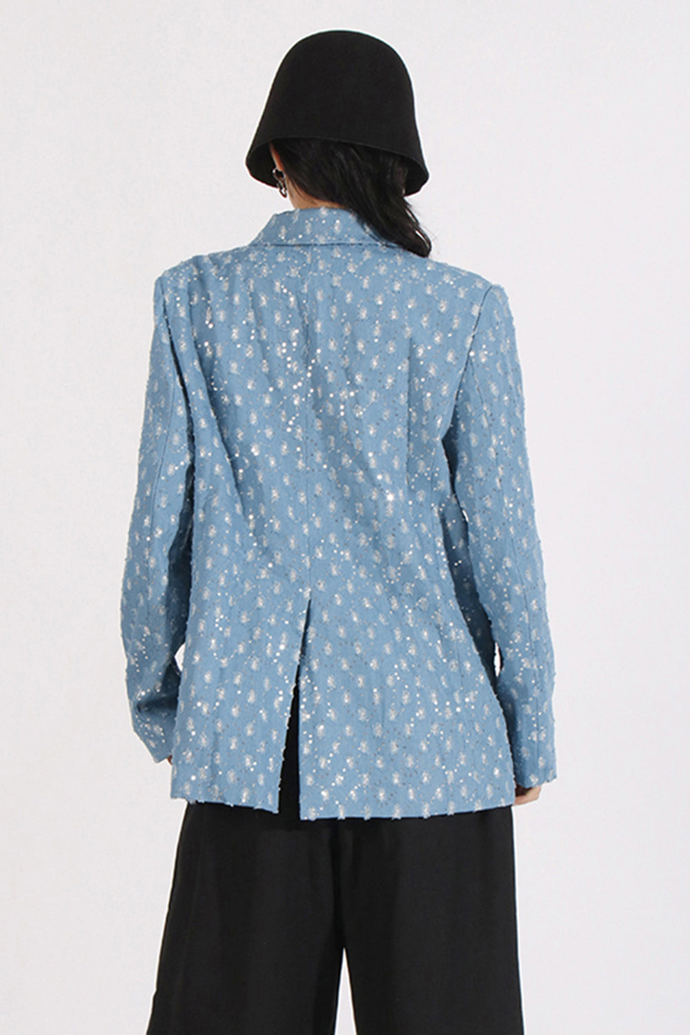 Blazer de mujer con solapa con muescas azules brillantes y lentejuelas
