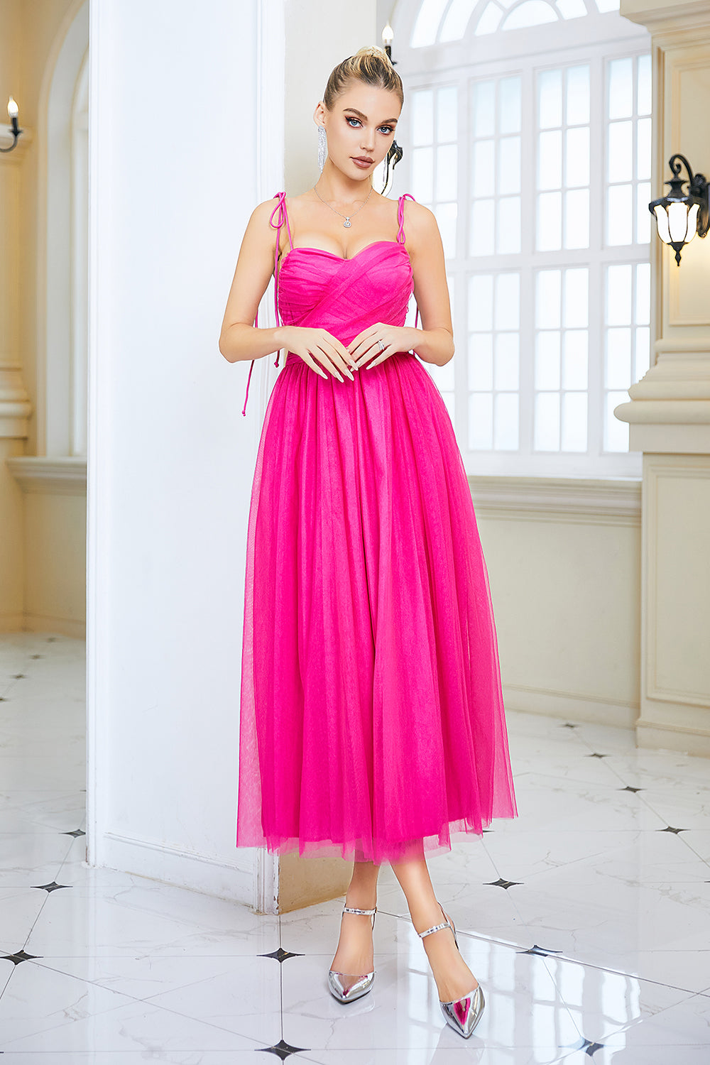 Vestido de fiesta de tirantes finos de línea A fucsia con lazo