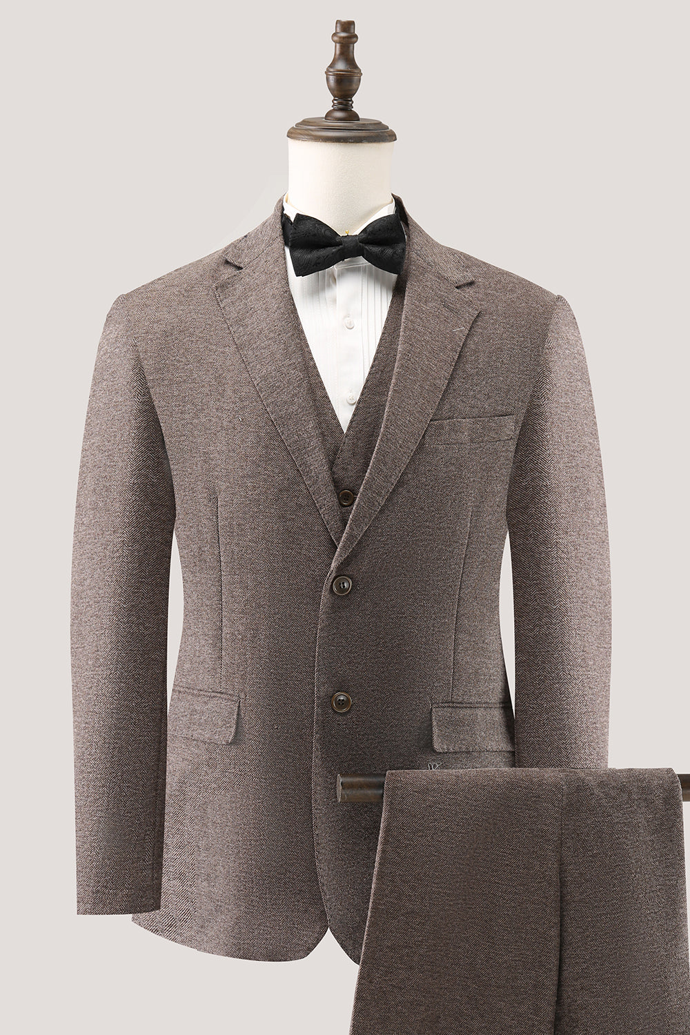 Solapa con muescas marrón 3 piezas botonadura sencilla Trajes de fiesta para hombre