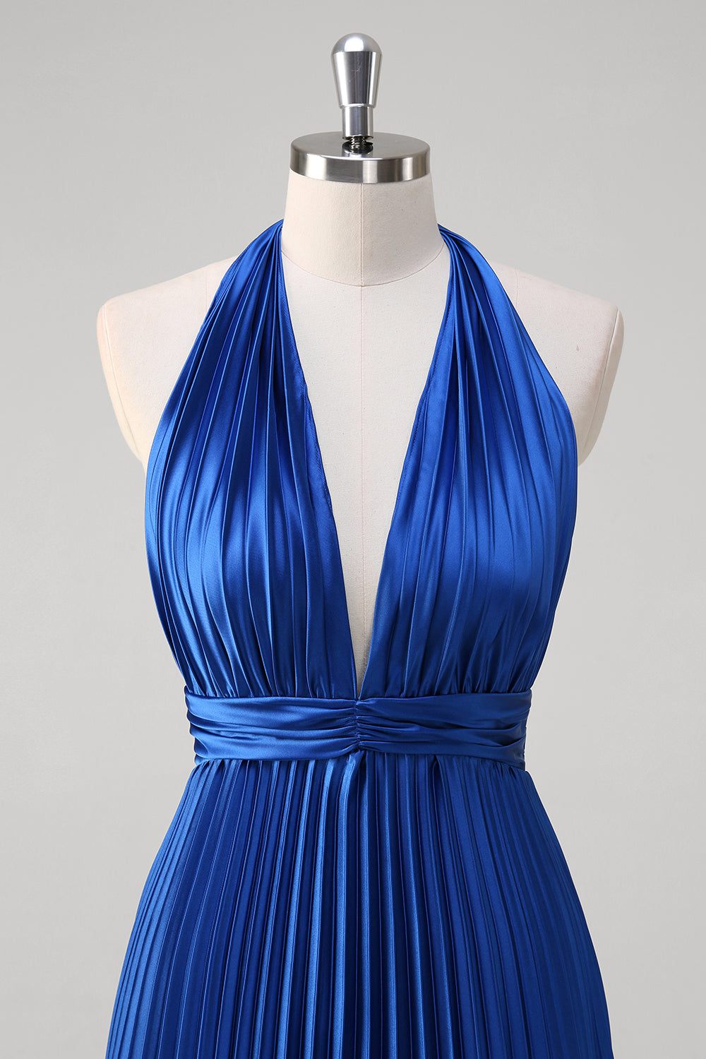 Vestido de fiesta largo plisado halter azul real