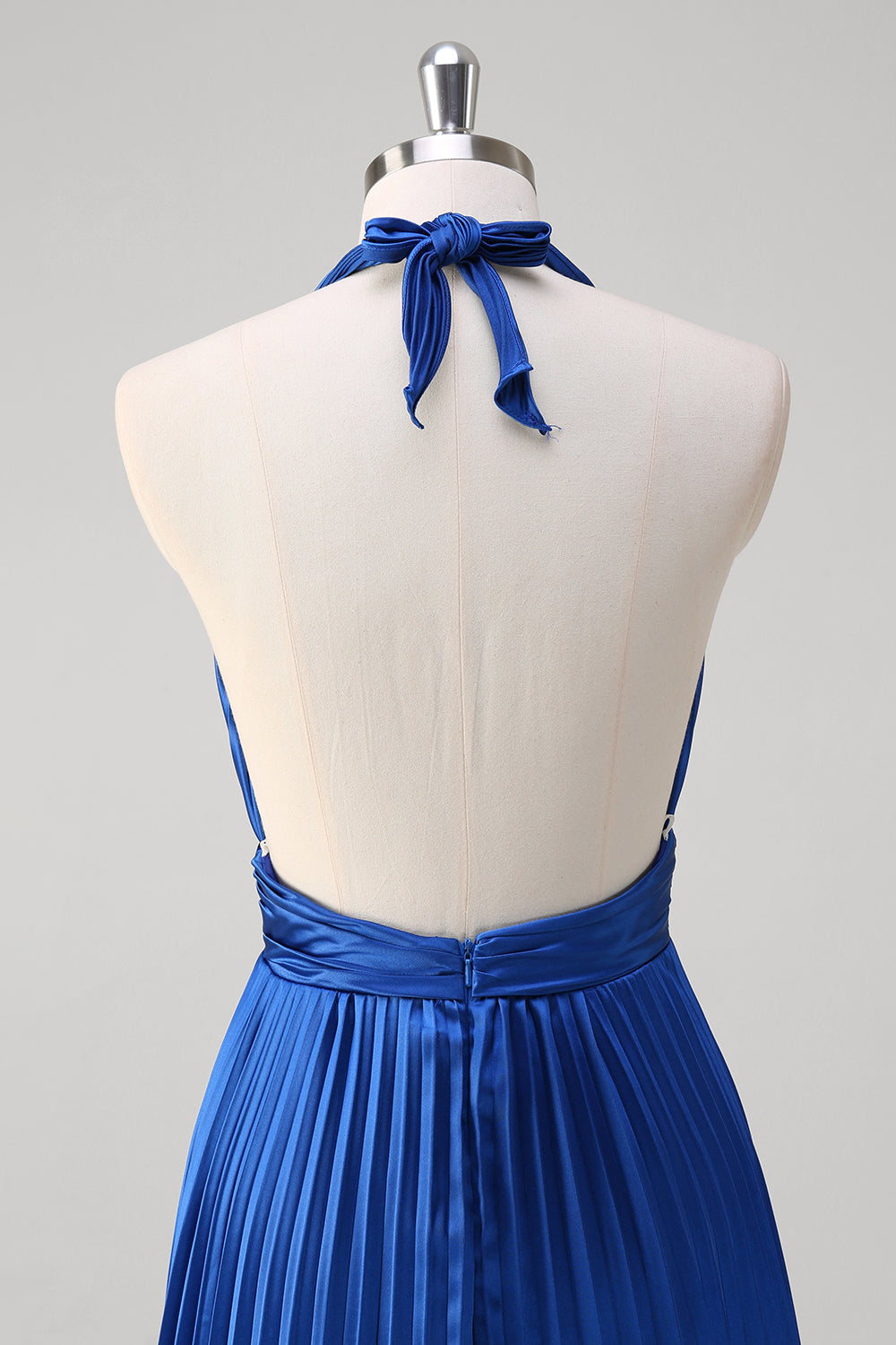 Vestido de fiesta largo plisado halter azul real