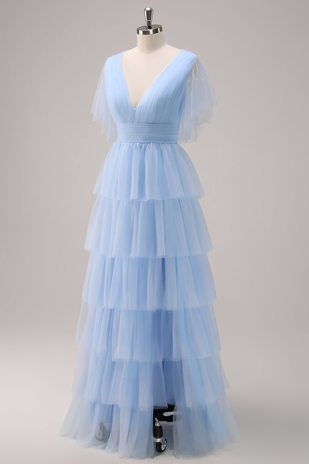 Vestido largo de dama de honor de tul escalonado con escote en V gris azul con abertura
