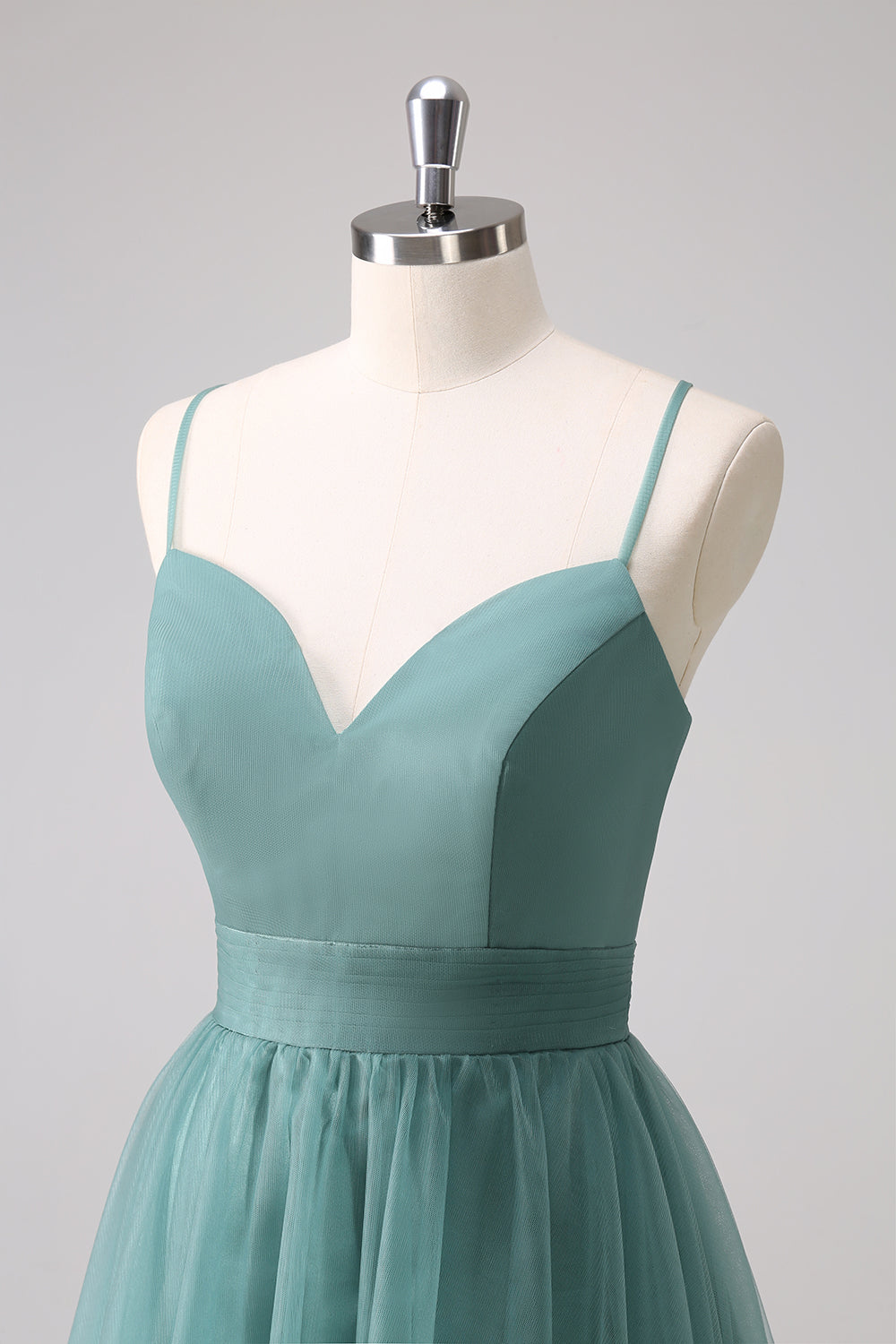 Tirantes de espagueti de eucalipto Vestido de dama de honor de tul de línea A